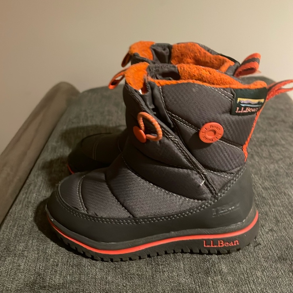 Toddler 8  LLbean winter boots